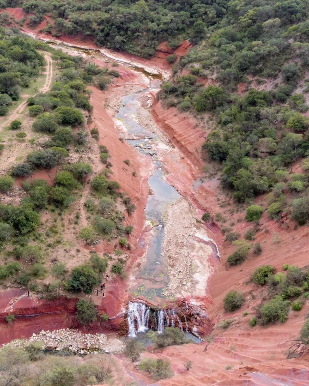 Cascada Colorada del Fuerte